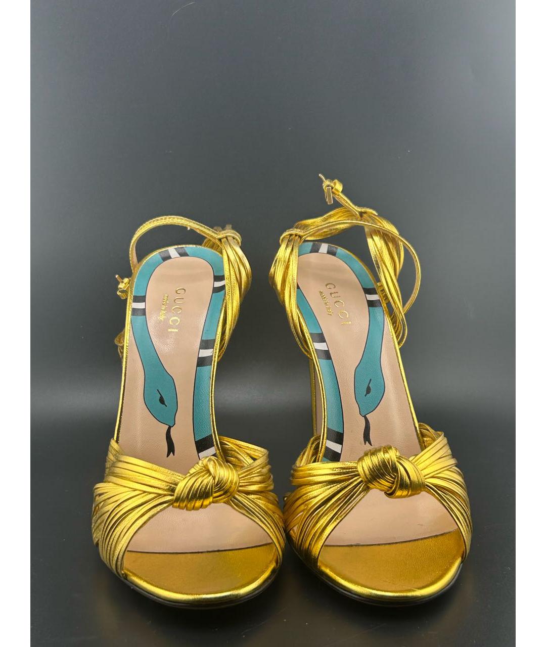 GUCCI Золотые кожаные босоножки, фото 2