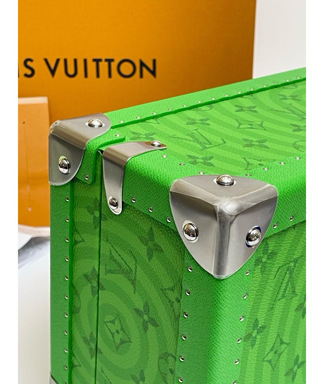 LOUIS VUITTON Зеленый чемодан из канвы, фото 7