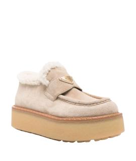 PRADA Лоферы