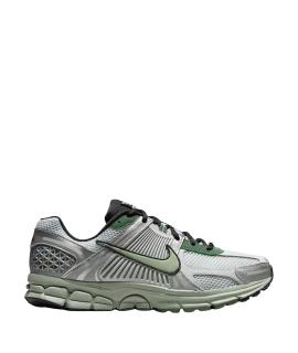 NIKE Низкие кроссовки / кеды