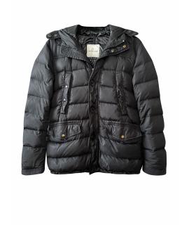 MONCLER Пуховик