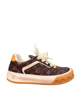 LOUIS VUITTON Низкие кроссовки / кеды
