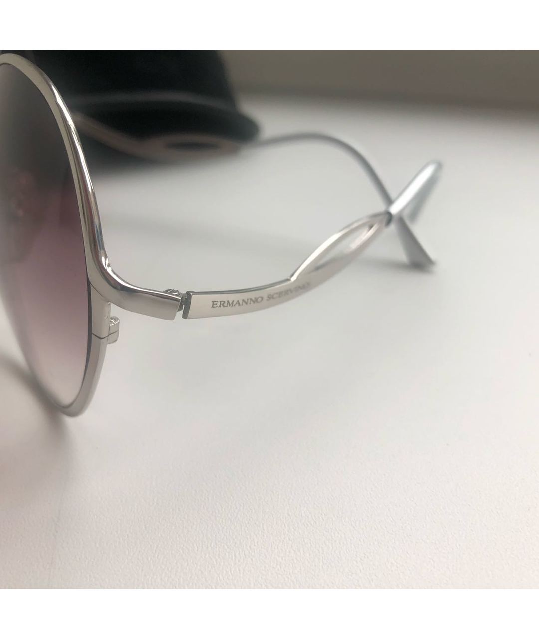 ERMANNO SCERVINO Серебряные металлические солнцезащитные очки, фото 3