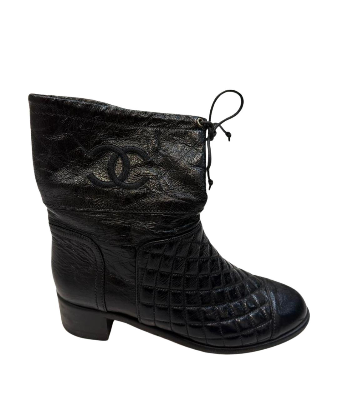 CHANEL Черные кожаные сапоги, фото 1