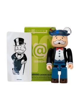 BEARBRICK Скульптура