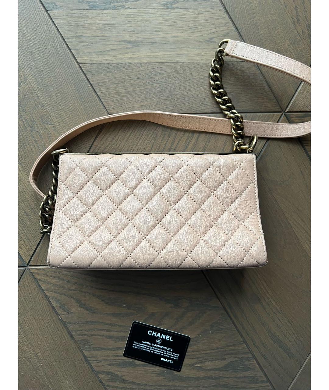 CHANEL PRE-OWNED Бежевая кожаная сумка через плечо, фото 3