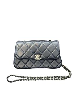 CHANEL Сумка через плечо