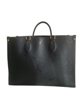 LOUIS VUITTON Сумка через плечо