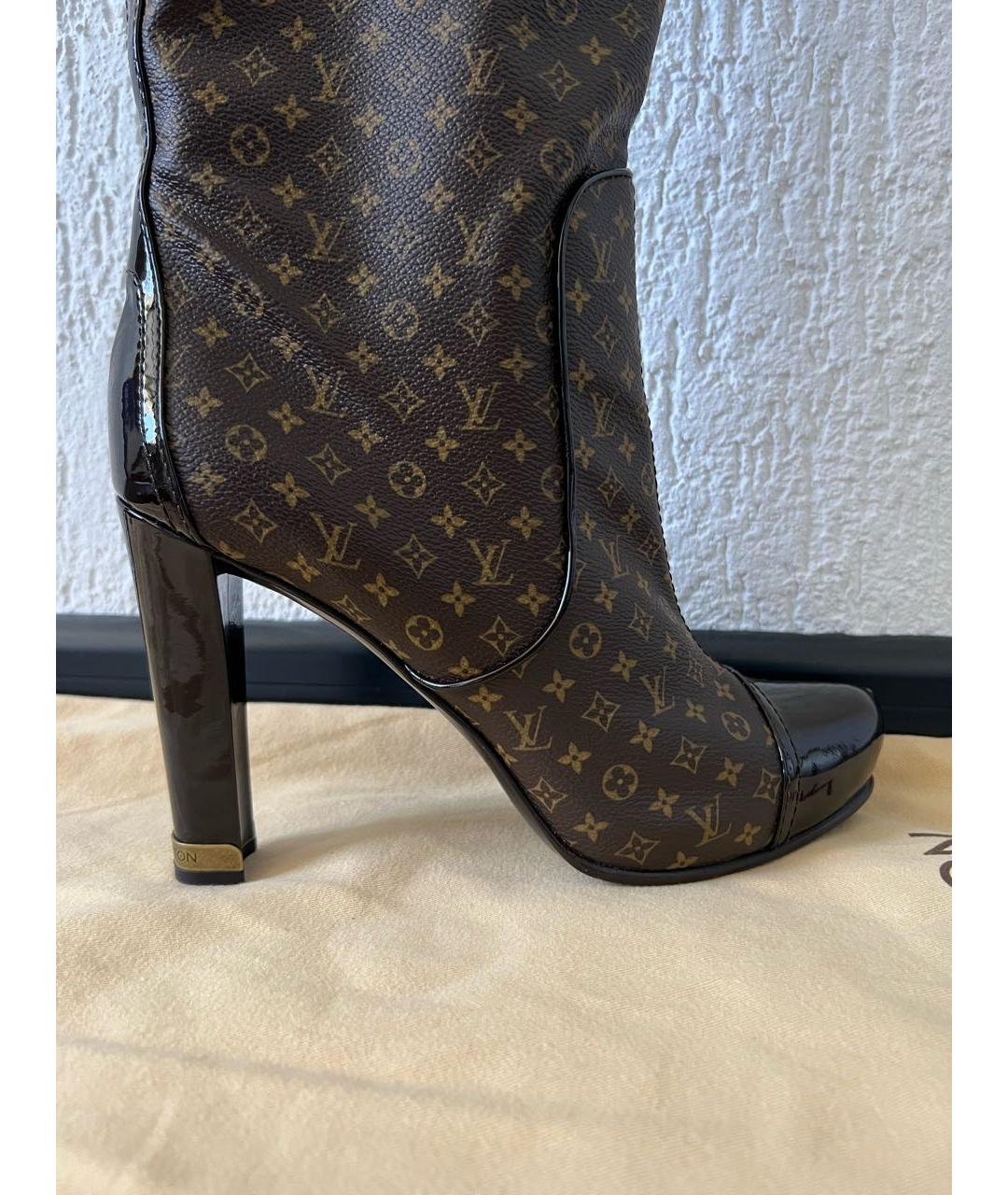 LOUIS VUITTON PRE-OWNED Коричневые кожаные сапоги, фото 3