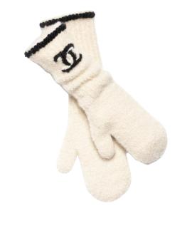 CHANEL Варежки