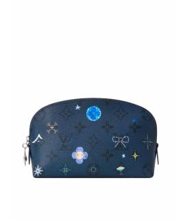 LOUIS VUITTON Косметичка