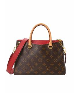 LOUIS VUITTON Сумка через плечо