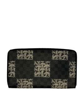 LOUIS VUITTON Кошелек