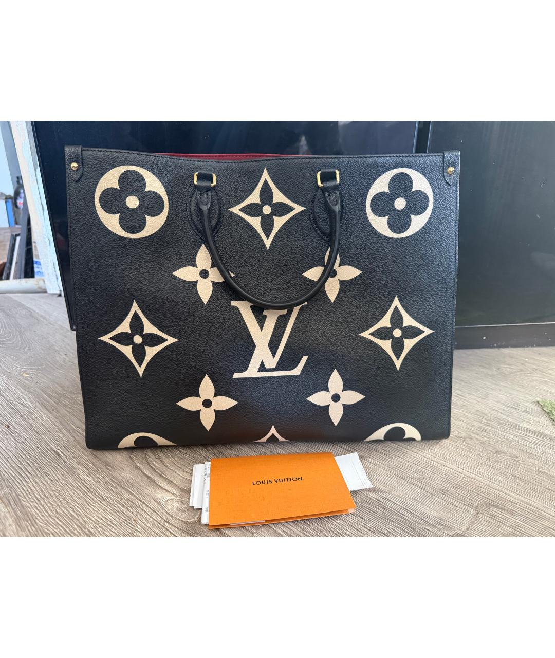 LOUIS VUITTON Черная кожаная сумка через плечо, фото 7
