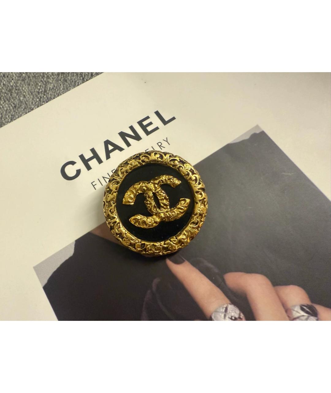 CHANEL Черная металлическая брошь, фото 6