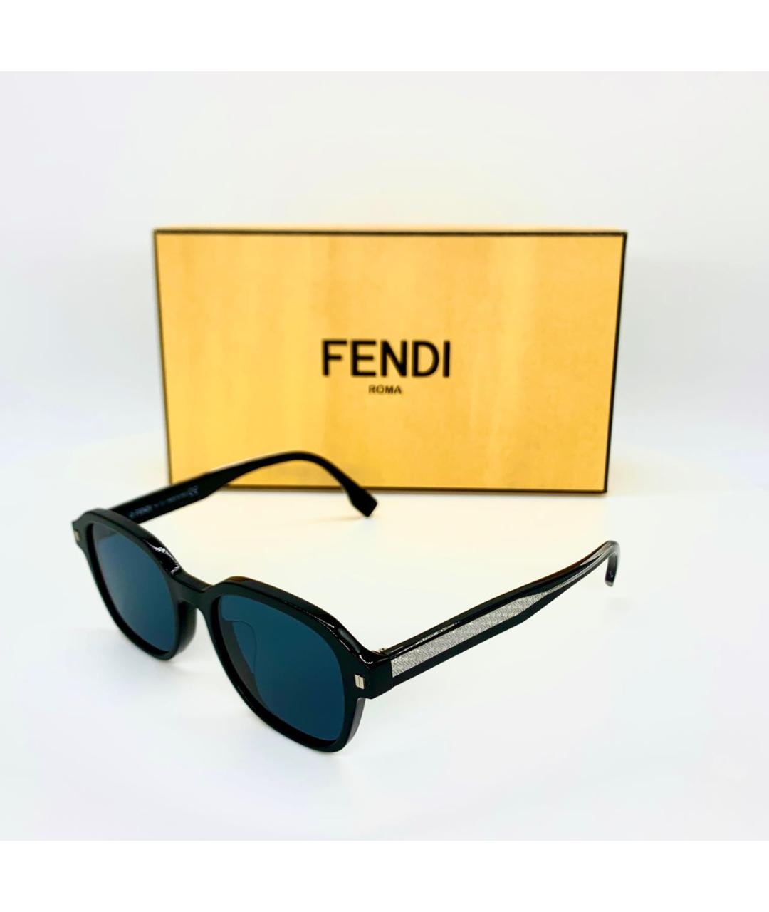 FENDI Черные пластиковые солнцезащитные очки, фото 2