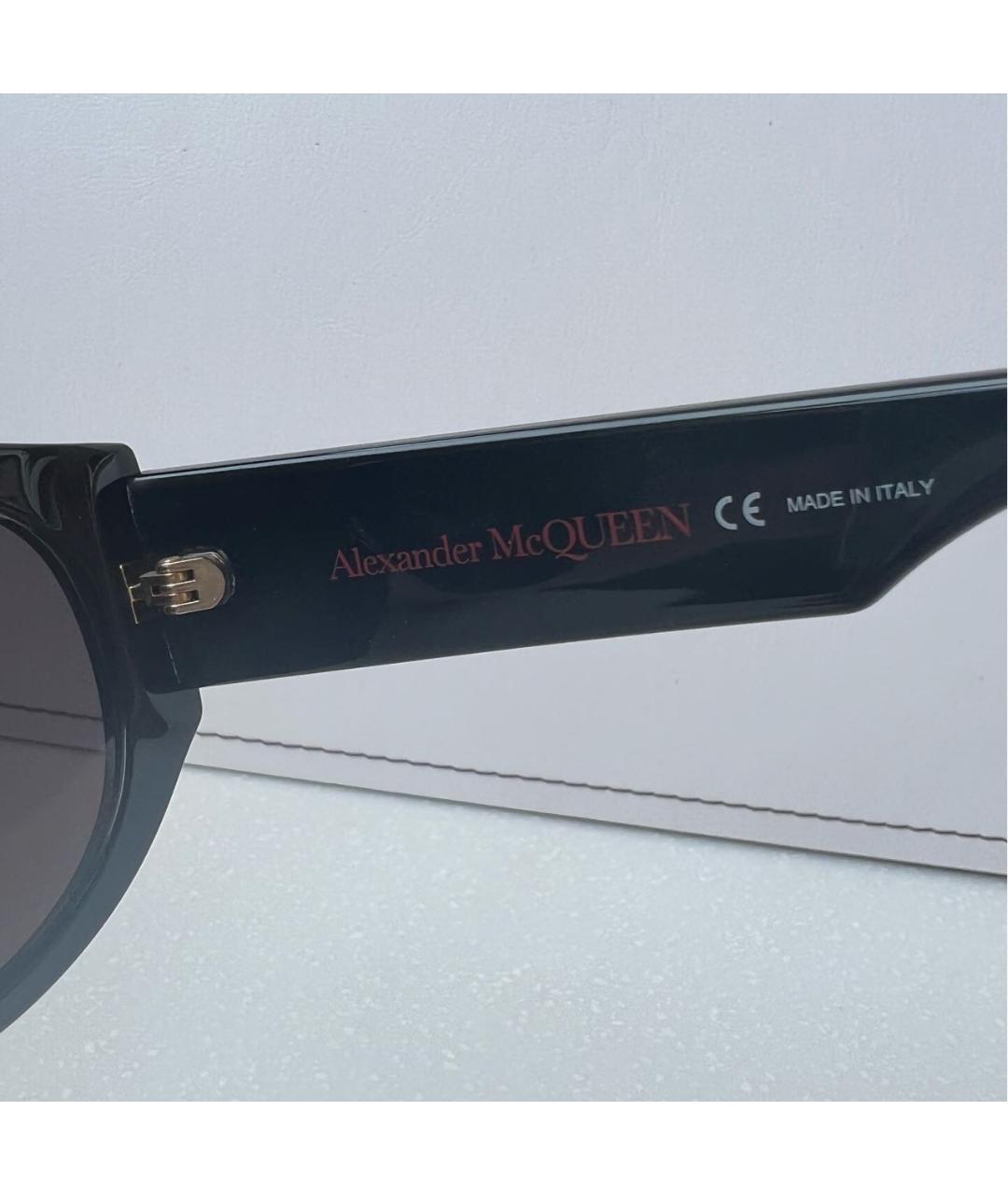 ALEXANDER MCQUEEN Черные пластиковые солнцезащитные очки, фото 7