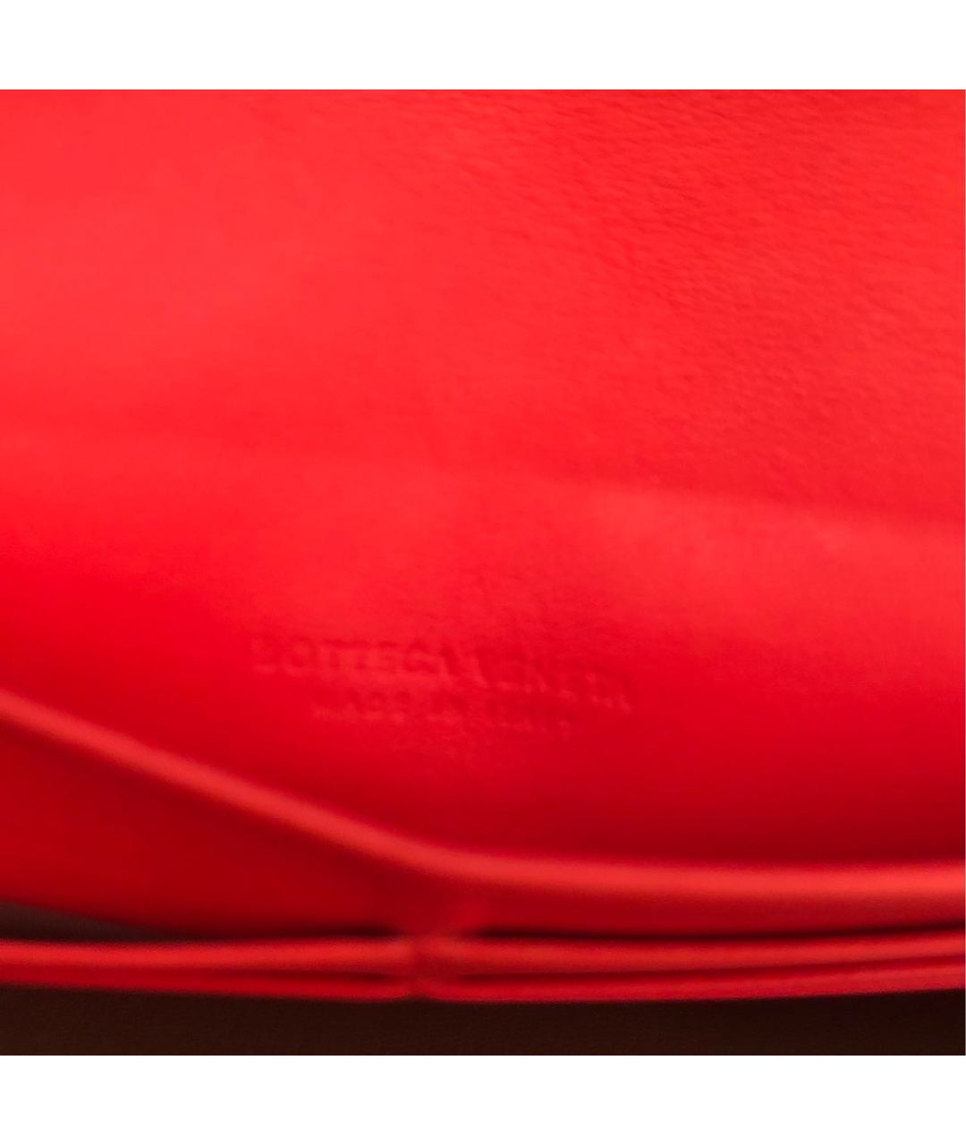 BOTTEGA VENETA Красный кожаный кошелек, фото 4