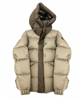 MONCLER Пуховик