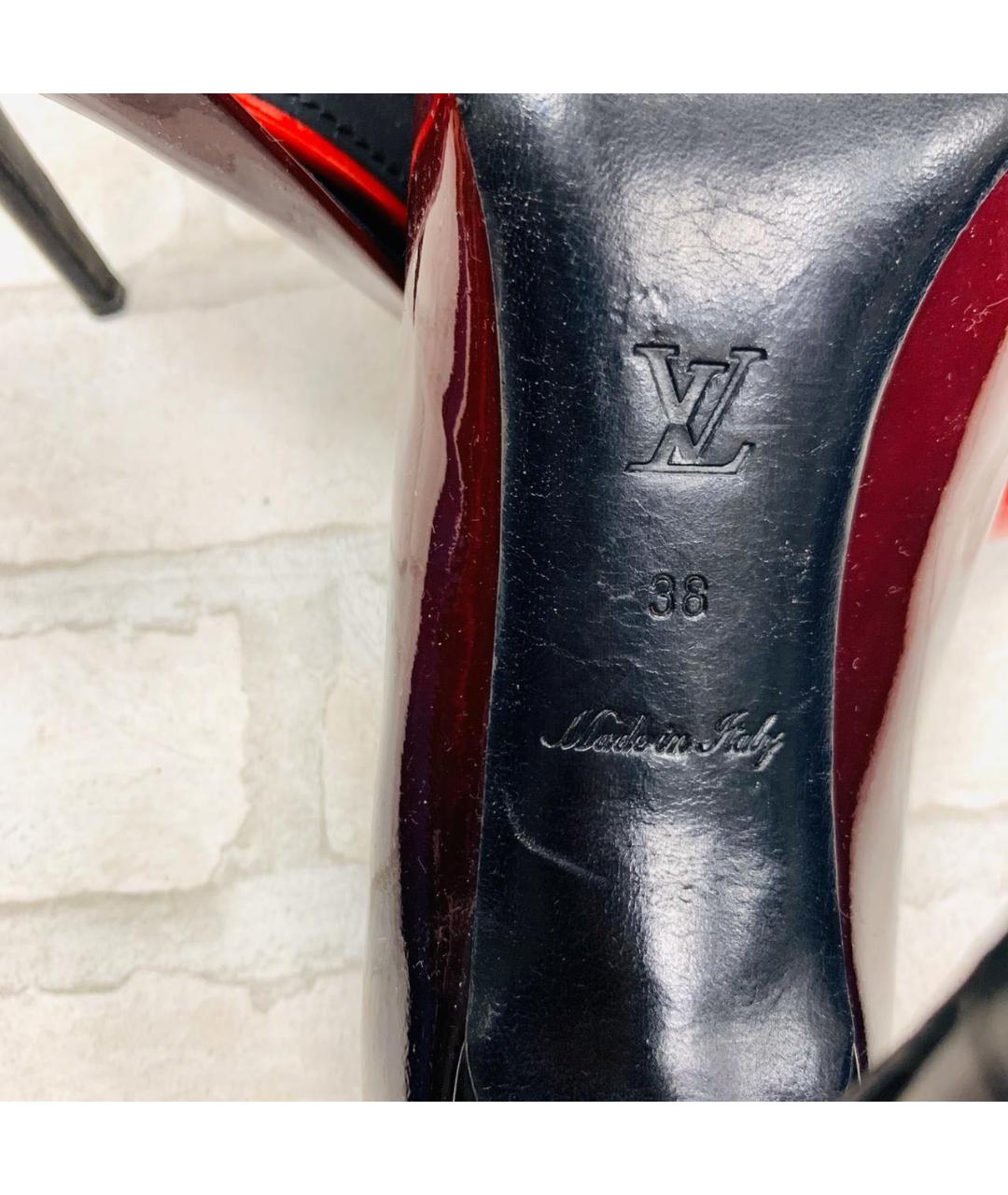 LOUIS VUITTON PRE-OWNED Красные туфли из лакированной кожи, фото 8