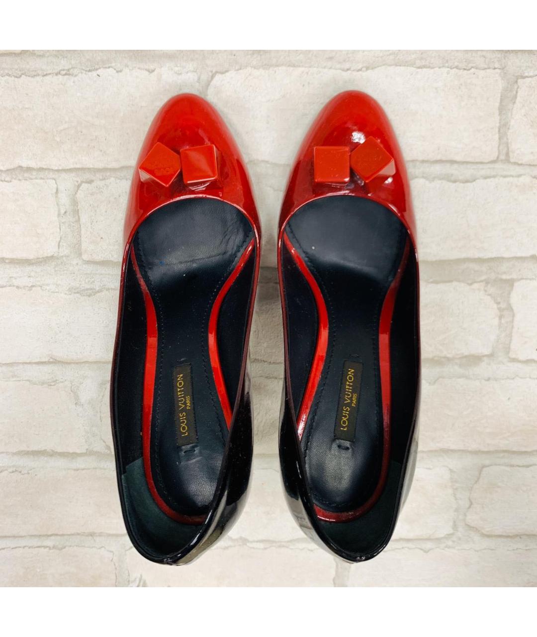 LOUIS VUITTON PRE-OWNED Красные туфли из лакированной кожи, фото 4