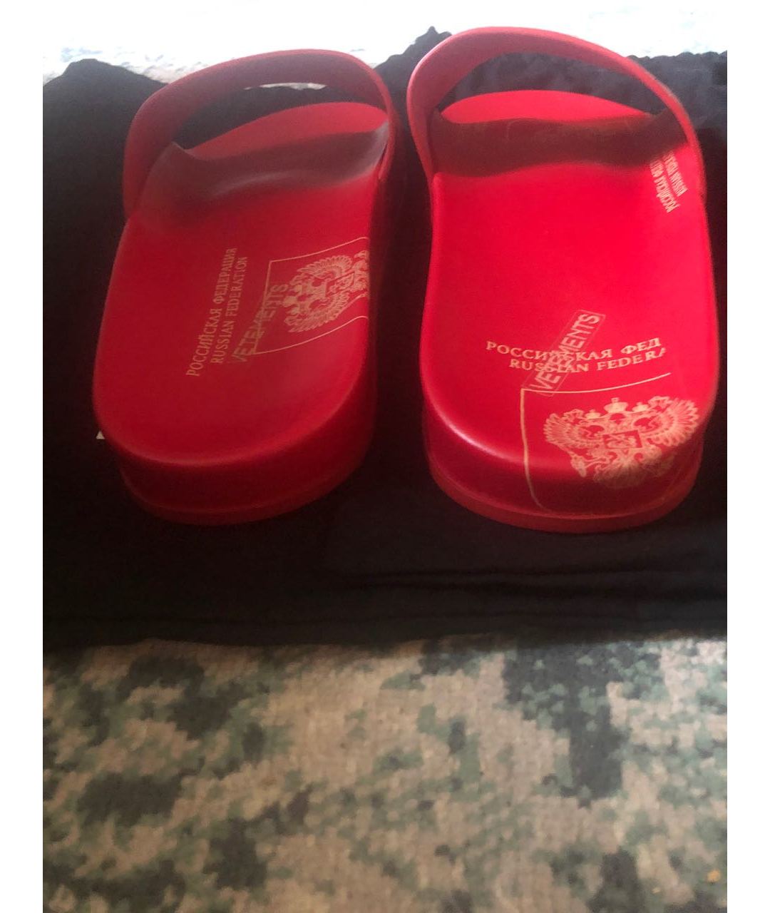 VETEMENTS Красные кожаные сандалии, фото 4