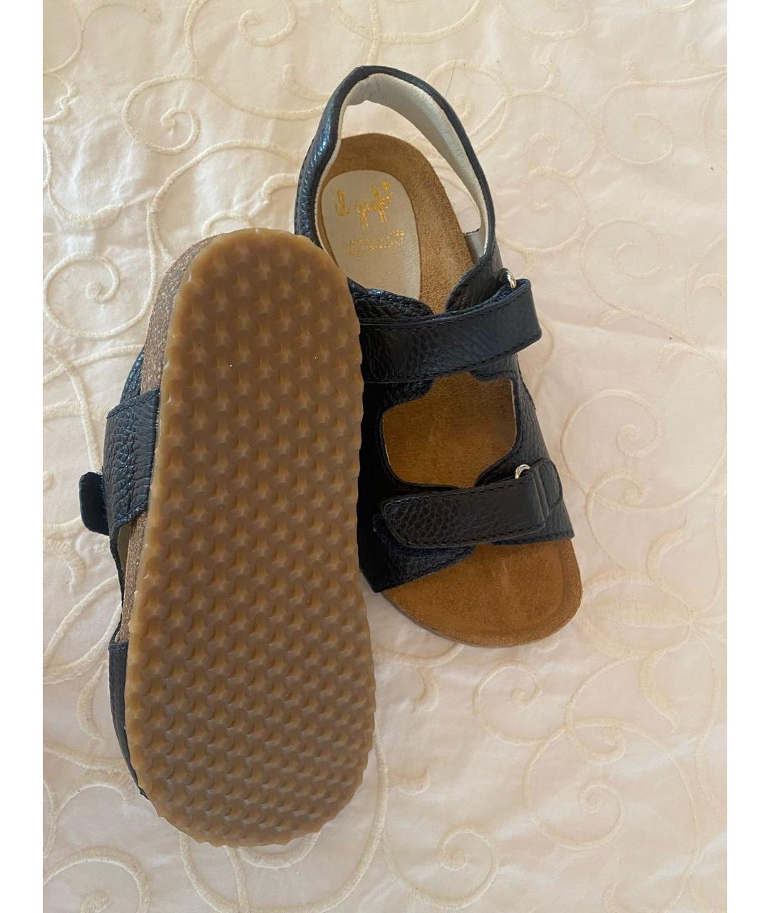 IL GUFO Темно-синие кожаные сандалии и шлепанцы, фото 3