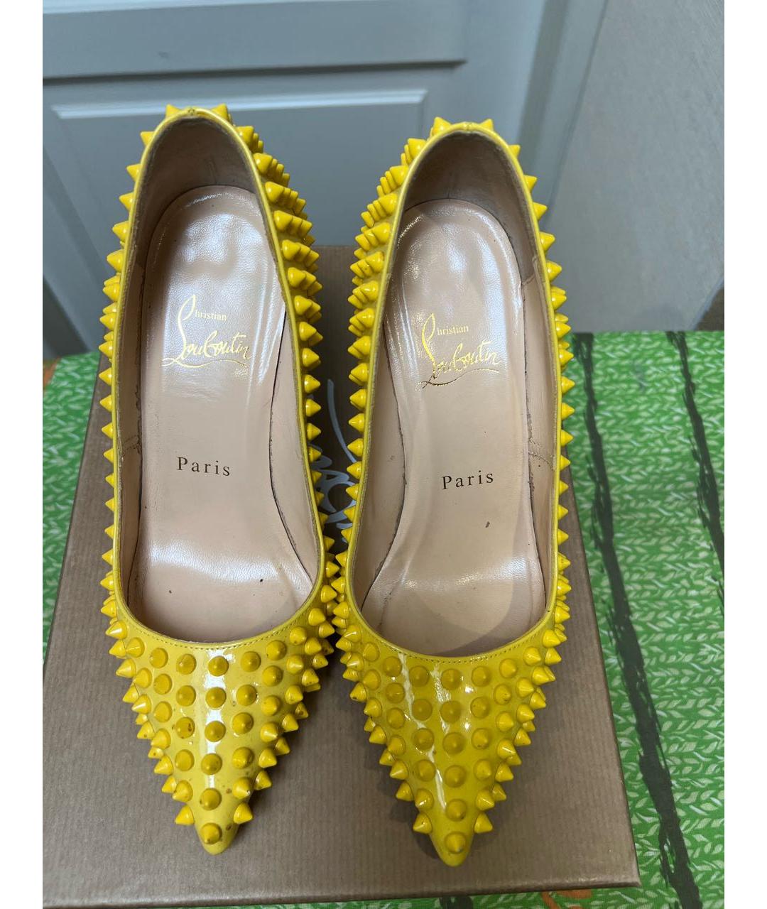 CHRISTIAN LOUBOUTIN Желтые кожаные туфли, фото 3