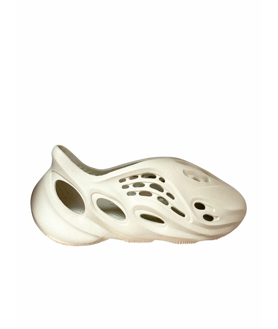 ADIDAS YEEZY Белые сандалии, фото 1