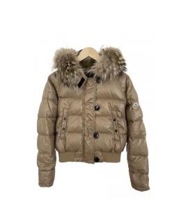 

Пуховик MONCLER