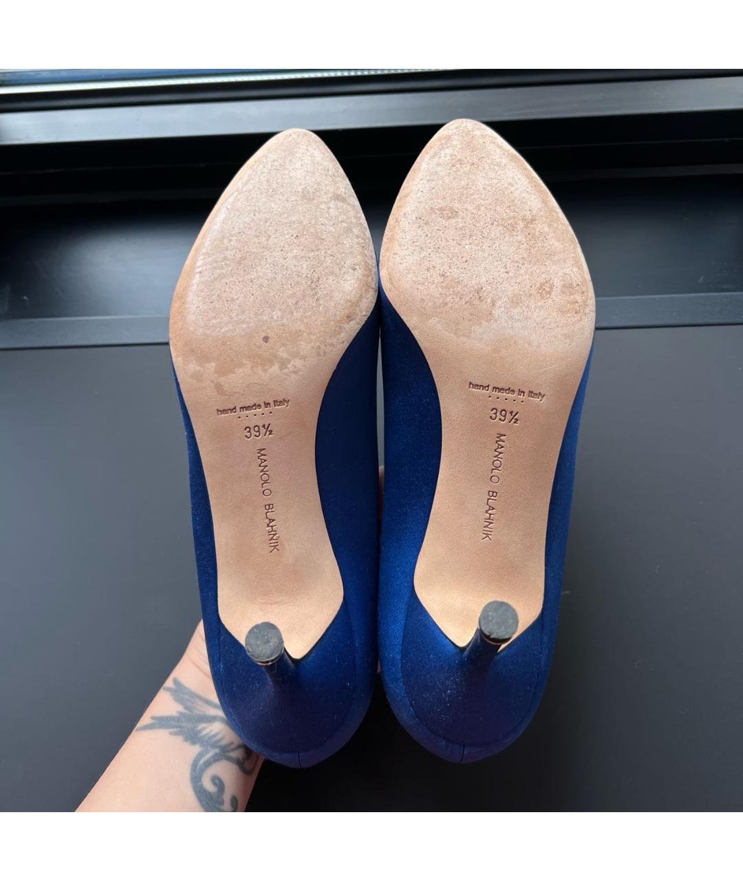 MANOLO BLAHNIK Синие текстильные туфли, фото 5