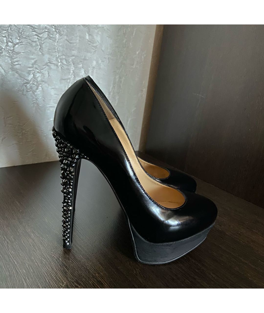 NANDO MUZI Черные туфли из лакированной кожи, фото 4