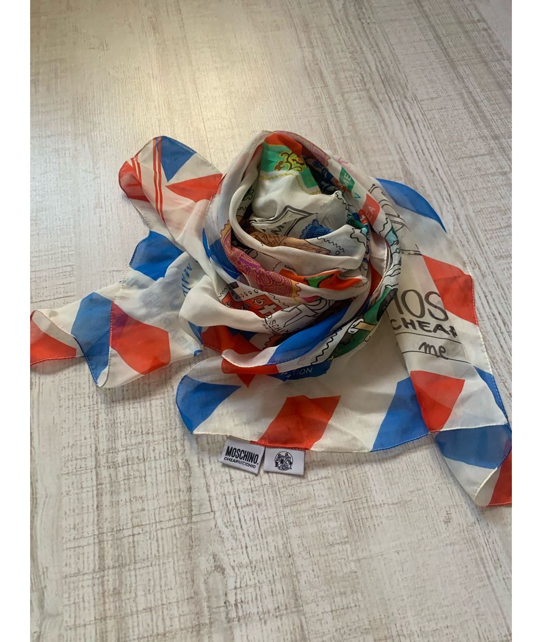 MOSCHINO Белый шелковый шарф, фото 4