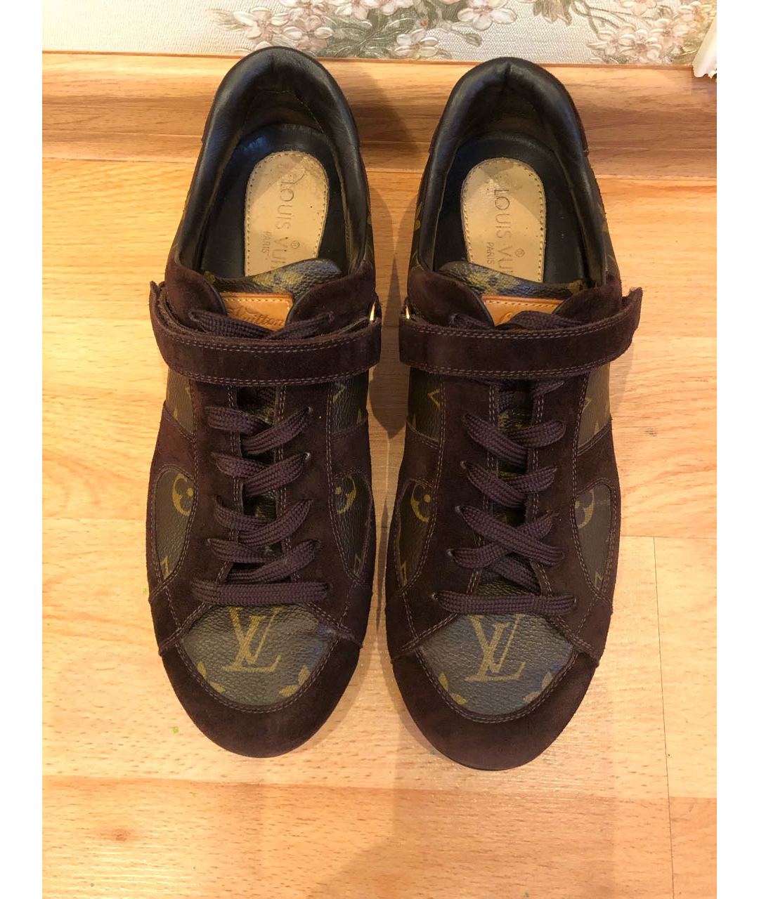 LOUIS VUITTON PRE-OWNED Коричневые кожаные кроссовки, фото 2