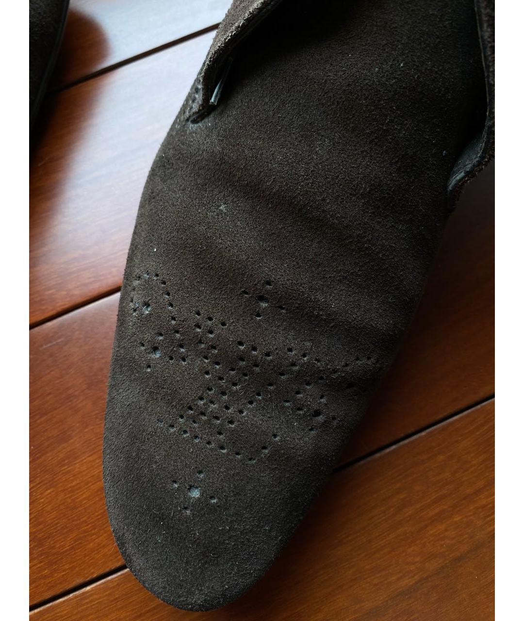 LOUIS VUITTON PRE-OWNED Коричневые замшевые низкие ботинки, фото 6