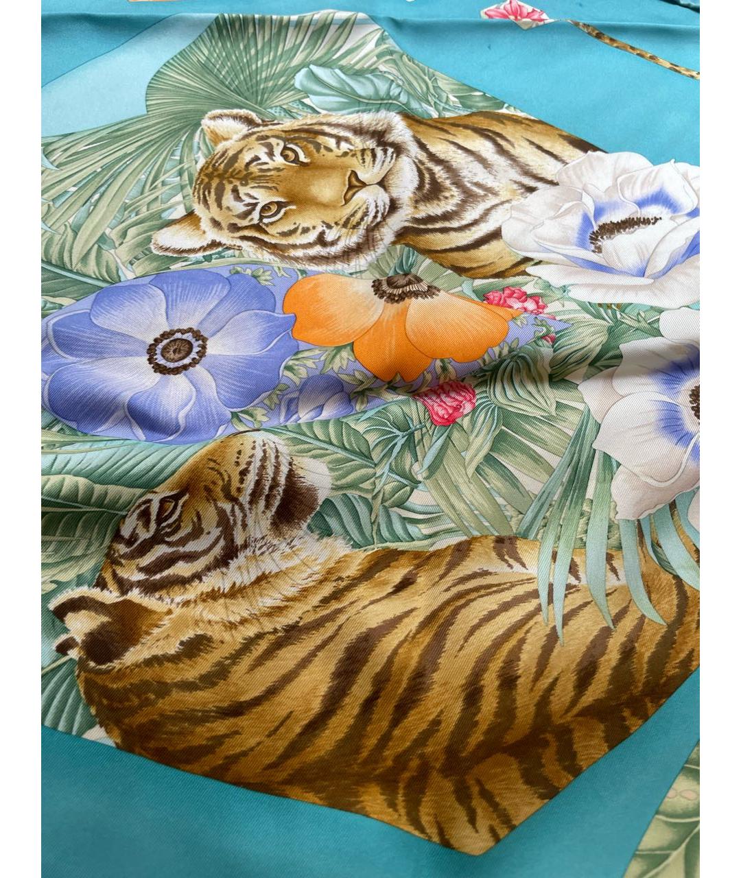 SALVATORE FERRAGAMO Голубой шелковый платок, фото 8