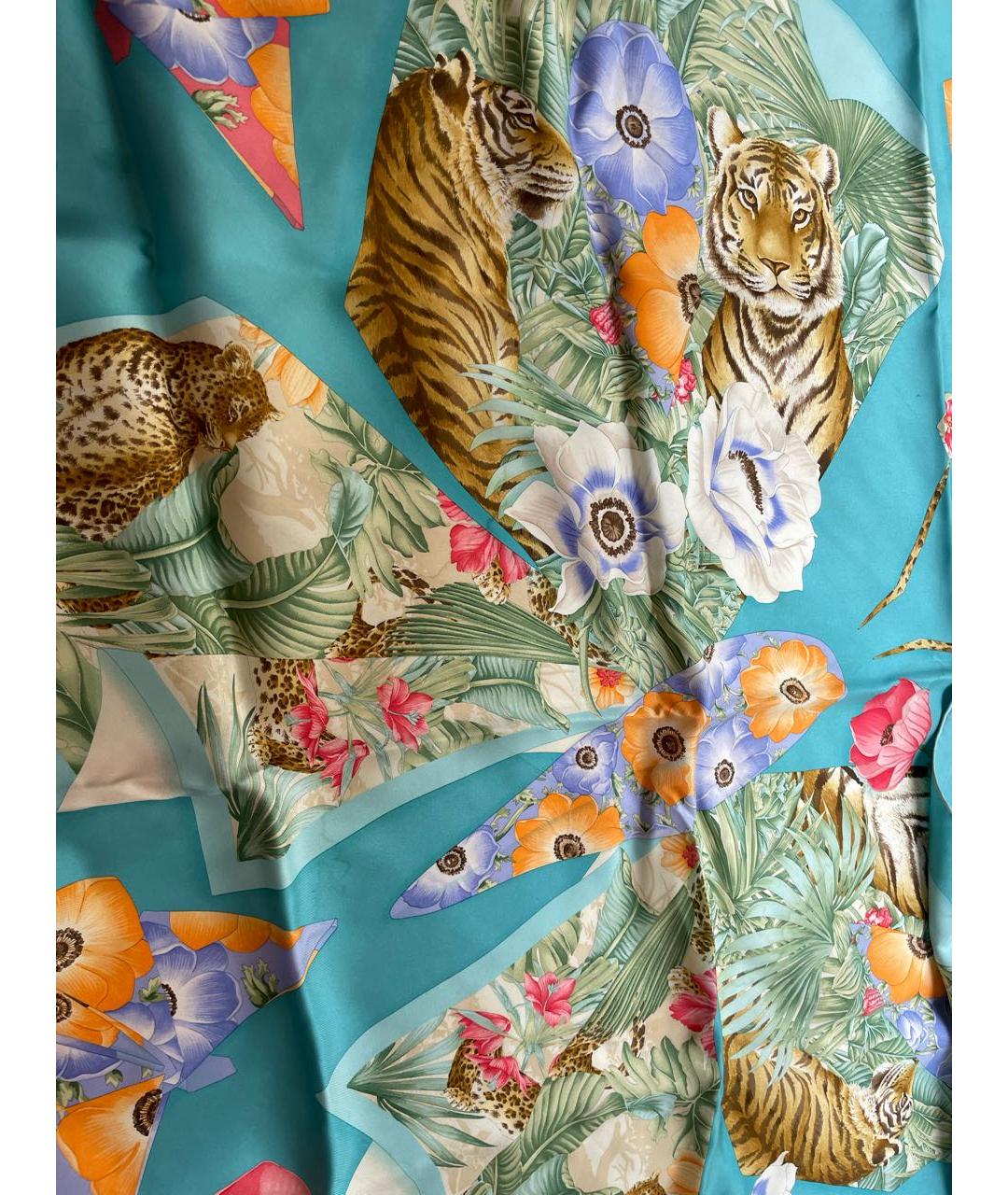 SALVATORE FERRAGAMO Голубой шелковый платок, фото 4