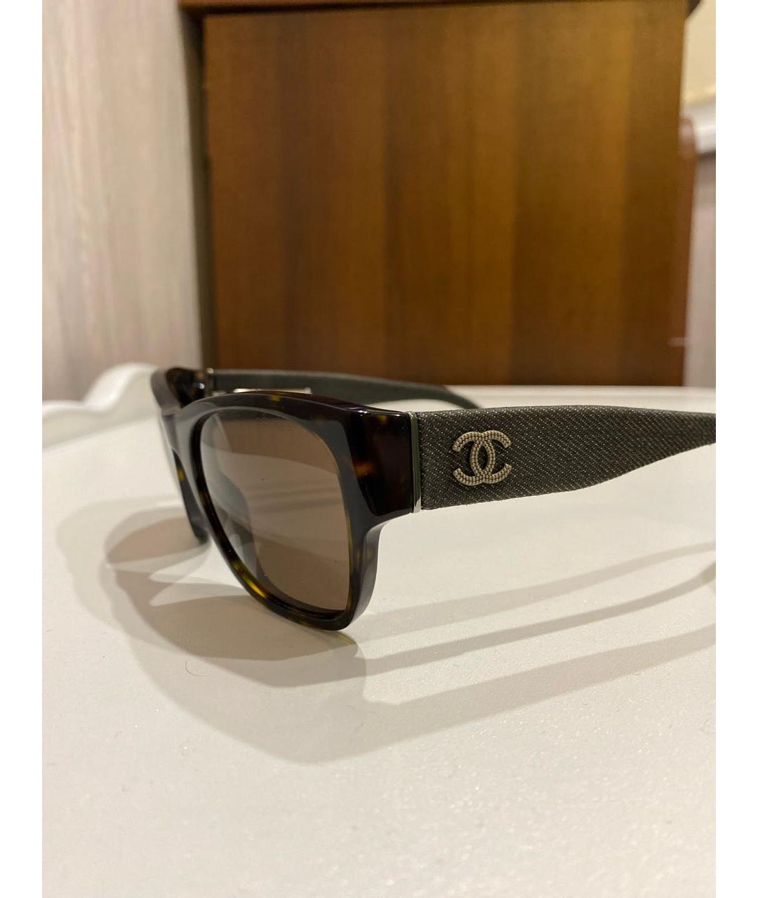 CHANEL PRE-OWNED Коричневые пластиковые солнцезащитные очки, фото 3