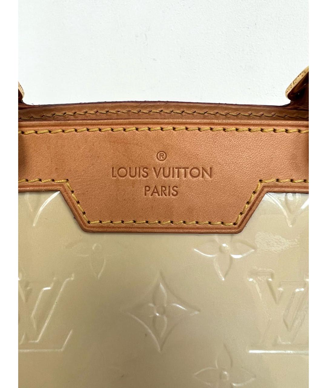 LOUIS VUITTON PRE-OWNED Бежевая сумка с короткими ручками из лакированной кожи, фото 7