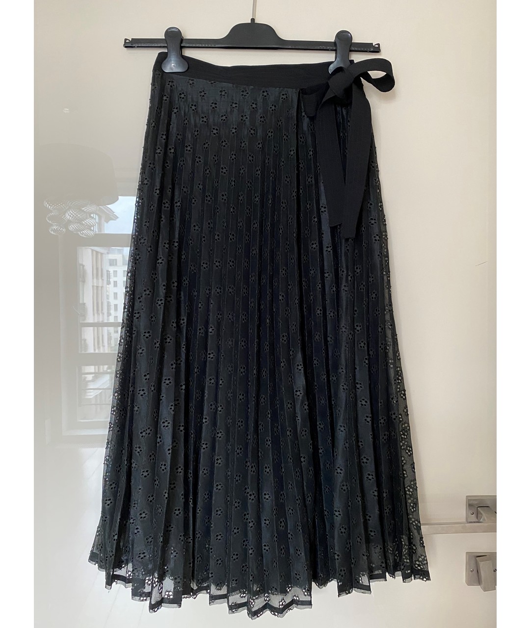 SANDRO Черная полиэстеровая юбка миди, фото 2