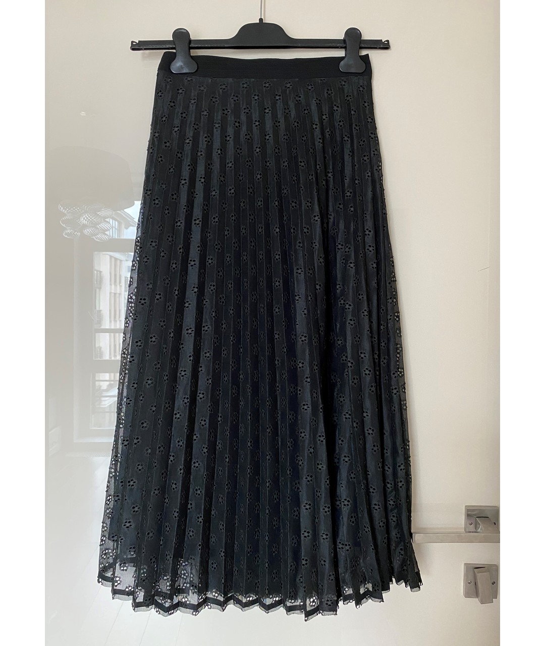 SANDRO Черная полиэстеровая юбка миди, фото 4