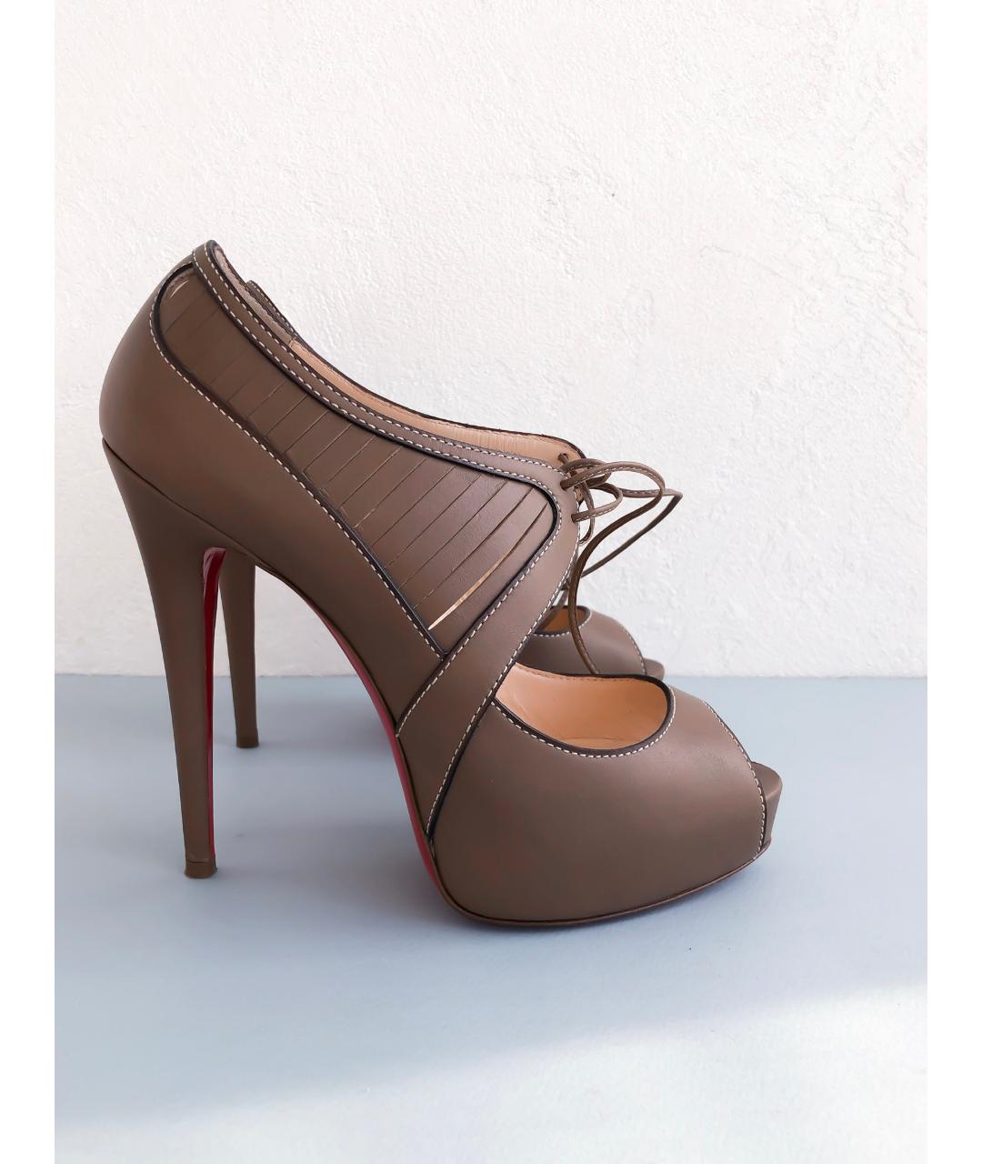 CHRISTIAN LOUBOUTIN Бежевые кожаные туфли, фото 5