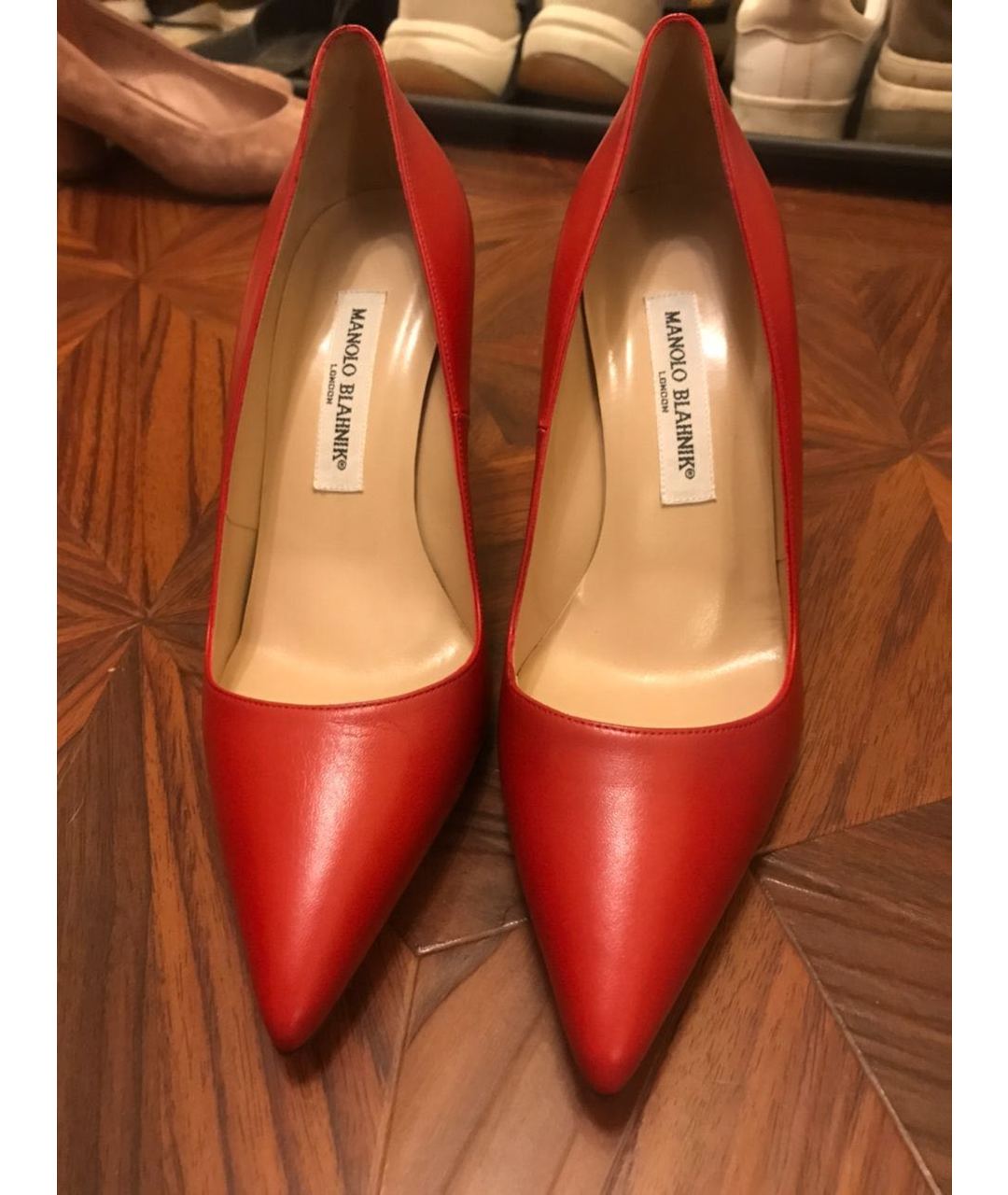 MANOLO BLAHNIK Красные кожаные туфли, фото 2