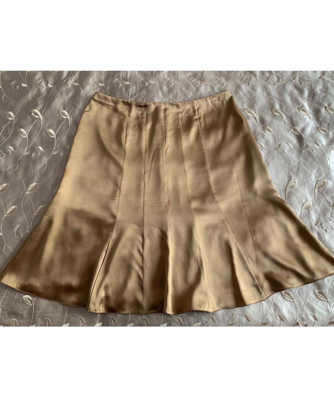 CHANEL PRE-OWNED Золотая шелковая юбка миди, фото 9