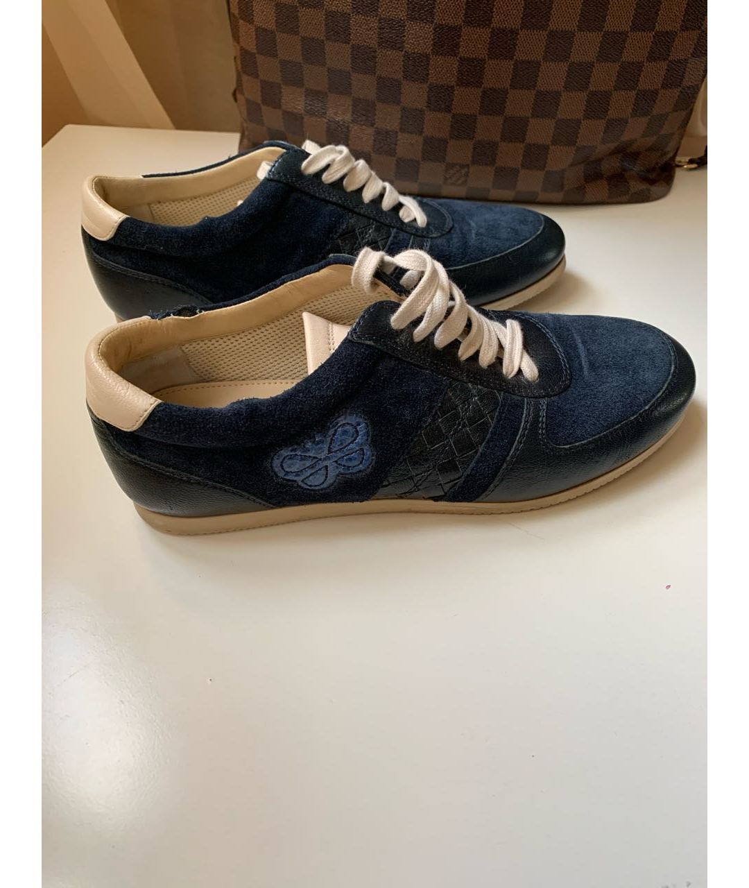 BOTTEGA VENETA Темно-синие кожаные кроссовки, фото 9