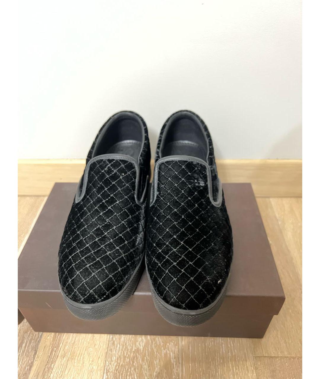 BOTTEGA VENETA Черные бархатные слипоны, фото 2