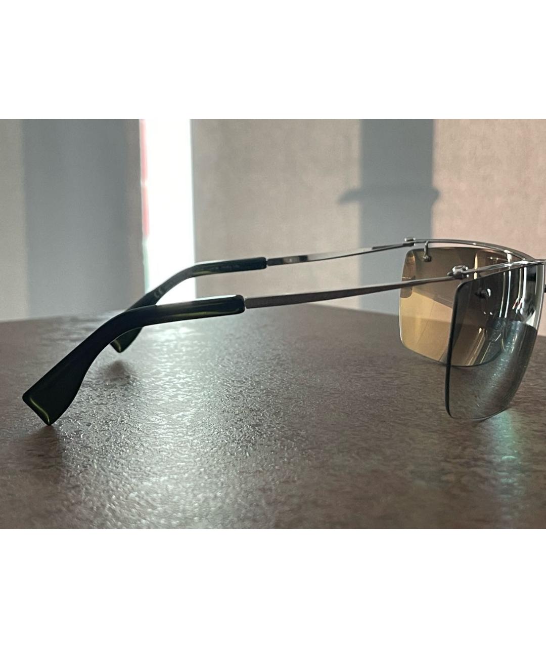 ALEXANDER MCQUEEN Антрацитовые металлические солнцезащитные очки, фото 3