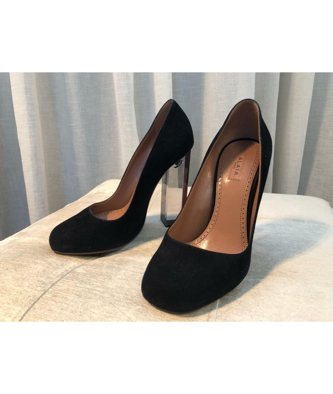 ALAIA Черные замшевые туфли, фото 2