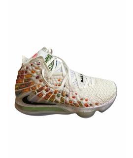

Высокие кроссовки / кеды NIKE