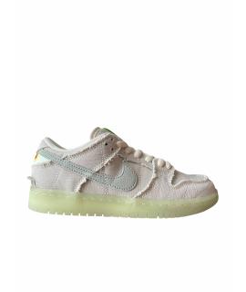 

Низкие кроссовки / кеды NIKE